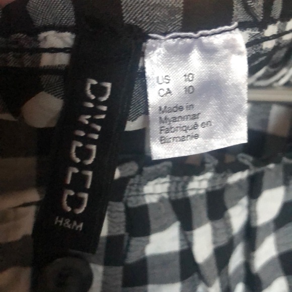 A11-Divided by H&M off shoulder top - Picture 3 of 6